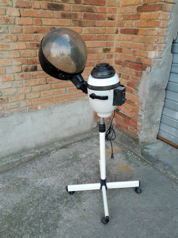 secador pelo pie mitsuwa peluqueria asia plastico metal 120-154x65x32-64 1u